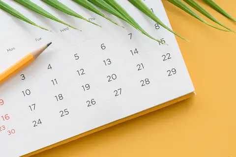 Agenda mit Bleistift